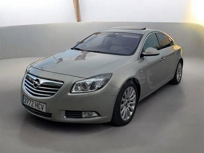 Usado Opel Insignia Edition 160 CV (117 kW) 2011 Beige Berlina