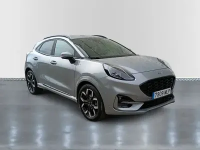 Usado Ford Puma ST-Line X 125 CV (91 kW) 2023 Plata solar (metalizado) SUV