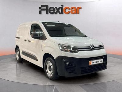 Usado Citroën Berlingo Feel 102 CV (75 kW) 2019 Blanco Monovolumen