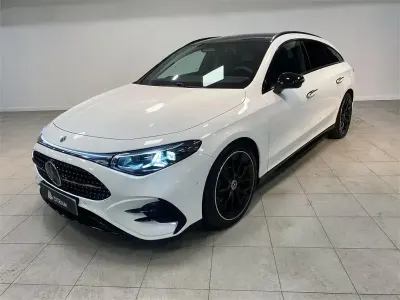 Usado Mercedes CLA180 136 CV (100 kW) 2026 Blanco Familiar