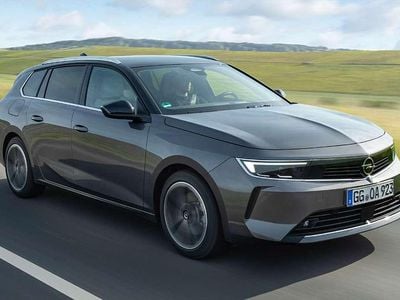 Amarillo Usado 2025 Opel Astra S Familiar | 22.800 € (Precio justo)