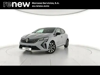 Usado Renault Clio V Techno 100 CV (73 kW) 2025 Gris Berlina