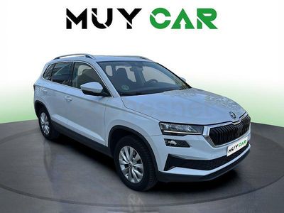 Usado Skoda Karoq Ambition 150 CV (110 kW) 2022 Blanco SUV