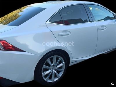 Usado Lexus IS300h Executive Line 223 CV (164 kW) 2015 Blanco Berlina