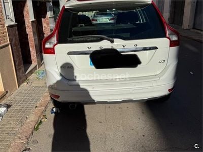 Usado Volvo XC60 Momentum 136 CV (100 kW) 2016 Blanco SUV
