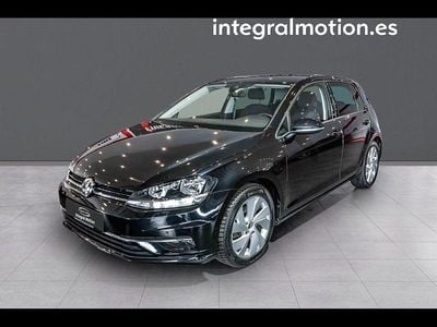 Usado VW Golf VII Advance 149 CV (109 kW) 2018 Negro