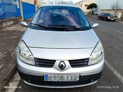Usado Renault Scénic II Dynamique 105 CV (77 kW) 2006 Gris / plata Monovolumen