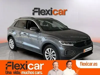 Usado VW T-Roc Advance 110 CV (80 kW) 2022 Gris SUV