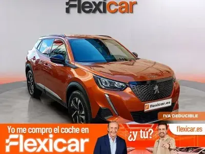 Usado Peugeot 2008 Active 100 CV (73 kW) 2023 Naranja SUV