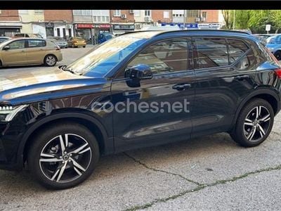 Usado Volvo XC40 129 CV (94 kW) 2024 Negro SUV