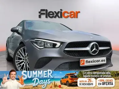 Usado Mercedes CLA200 Shooting Brake 156 CV (114 kW) 2019 Gris Familiar
