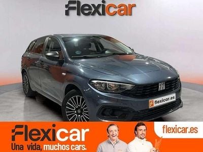 Usado Fiat Tipo 131 CV (96 kW) 2022 Gris Familiar