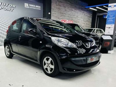 usado Peugeot 107 1.0i Urban Move