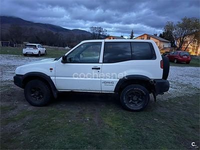 Usado Nissan Terrano 100 CV (73 kW) 1994 Blanco SUV