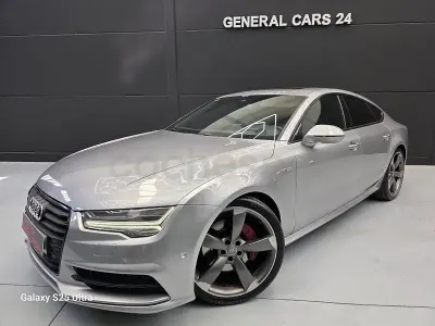Usado Audi A7 Sportback S-Line 320 CV (235 kW) 2015 Gris / plata Utilitario