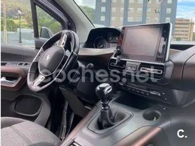 Gris / plata Usado 2019 Peugeot Rifter GT-line Monovolumen | 19.000 € (Caro)