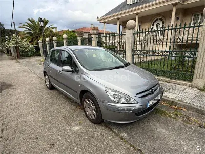 Usado Peugeot 307 110 CV (80 kW) 2004 Gris / plata Berlina