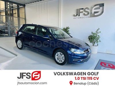 Usado VW Golf VII Business 115 CV (84 kW) 2019 Azul Berlina