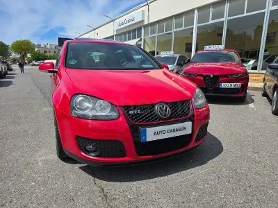 Usado VW Golf VI GTI 200 CV (147 kW) 2008 Rojo Utilitario