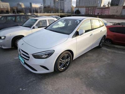 Mercedes B200