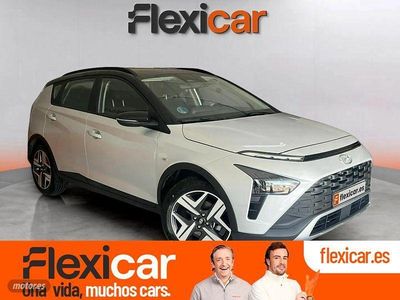Usado Hyundai Bayon 100 CV (73 kW) 2022 Gris SUV