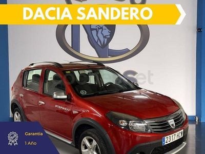 Usado Dacia Sandero Stepway 90 CV (66 kW) 2011 Granate Berlina