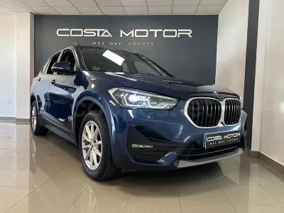 Usado BMW X1 Sport Line 116 CV (85 kW) 2021 Azul SUV