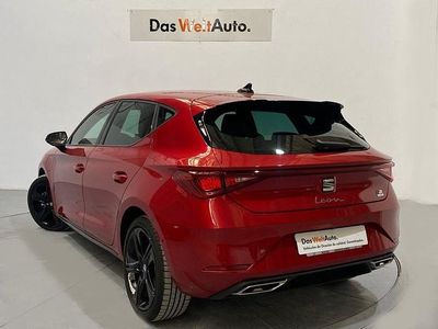 Usado Seat Leon FR 204 CV (150 kW) 2025 Rojo