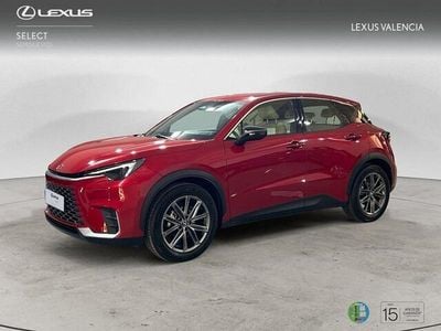 Usado Lexus LBX 136 CV (100 kW) 2025 Rojo SUV