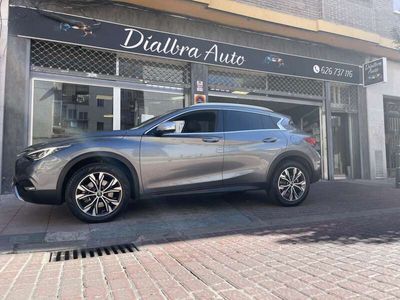 Infiniti QX30