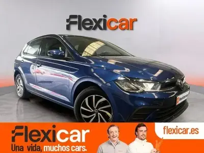 Usado VW Polo Life 95 CV (69 kW) 2022 Azul Utilitario