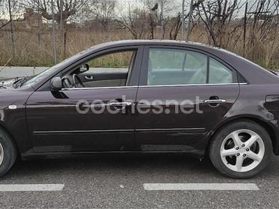 Usado Hyundai Sonata Style 140 CV (102 kW) 2007 Granate Berlina