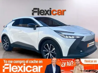 Usado Toyota C-HR Advance 140 CV (102 kW) 2024 Blanco SUV