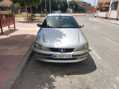 Usado Peugeot 406 110 CV (80 kW) 1999 Gris / plata Berlina