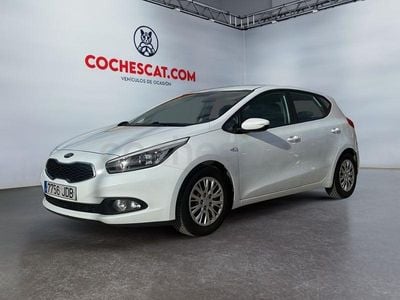 Usado Kia Ceed GT 90 CV (66 kW) 2015 Blanco Berlina