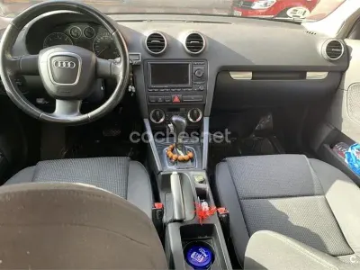 Usado Audi A3 Ambiente 140 CV (102 kW) 2006 Gris / plata Utilitario