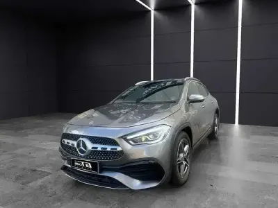 Usado Mercedes GLA250 AMG 218 CV (160 kW) 2022 Gris SUV
