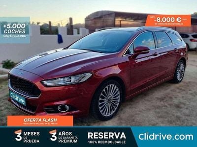 Usado Ford Mondeo Titanium 162 CV (119 kW) 2015 Rojo Familiar