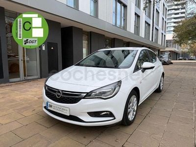 Usado Opel Astra Business 110 CV (80 kW) 2016 Blanco Berlina