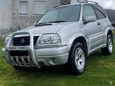 Usado Suzuki Grand Vitara 110 CV (80 kW) 2005 Gris / plata SUV