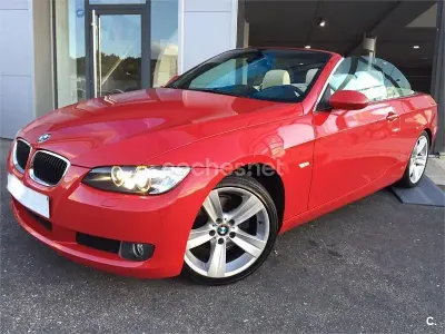 Usado BMW 320 Cabriolet 170 CV (125 kW) 2008 Rojo Descapotable