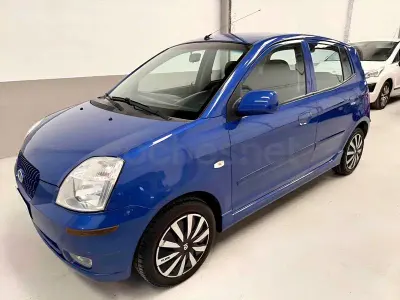 Usado Kia Picanto EX 65 CV (47 kW) 2005 Azul Utilitario