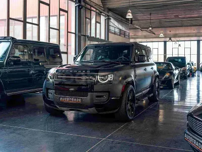Usado Land Rover Defender Carpathian Edition 525 CV (386 kW) 2023 Gris SUV