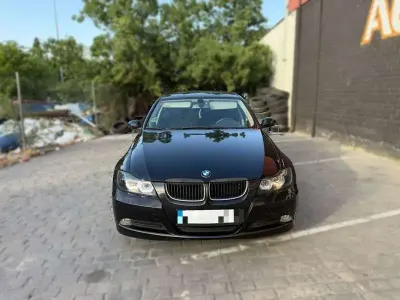 Usado BMW 318 129 CV (94 kW) 2007 Negro Berlina