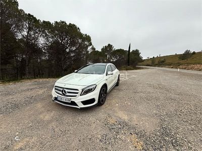 Usado Mercedes GLA220 AMG line 170 CV (125 kW) 2014 Blanco SUV