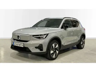 Käytetty Volvo EX40 Plus 175 kW (238 HP) 2024 Valkoinen Katumaasturi