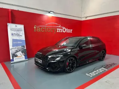 Usado Audi RS3 Sportback 400 CV (294 kW) 2024 Negro Utilitario
