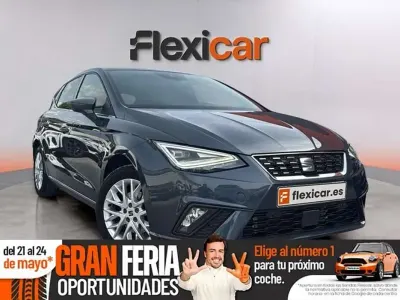 Usado Seat Ibiza Reference 115 CV (84 kW) 2024 Azul Utilitario