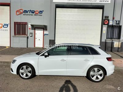 Usado Audi A3 Ambition 150 CV (110 kW) 2015 Blanco Berlina
