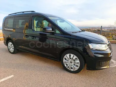 Käytetty VW Caddy California 122 HP (89 kW) 2021 Musta Tila-auto